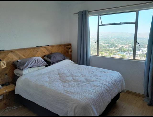 2 BEDROOM TOWNHOUSE FOR SALE IN PRIMROSE HILL